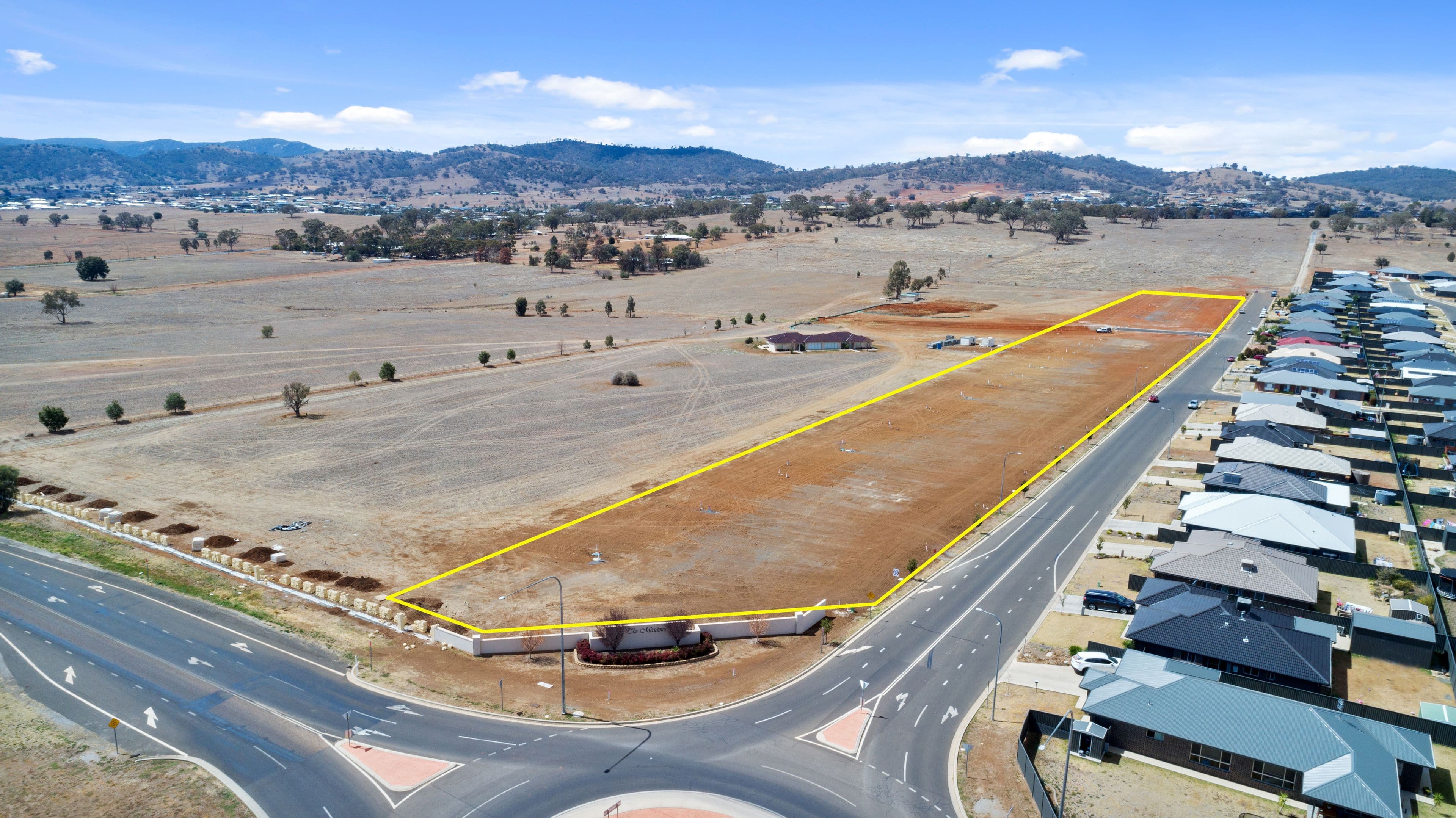 22 Grand Meadows Drive, Tamworth NSW 2340, North Tamworth - Thumbnail 3