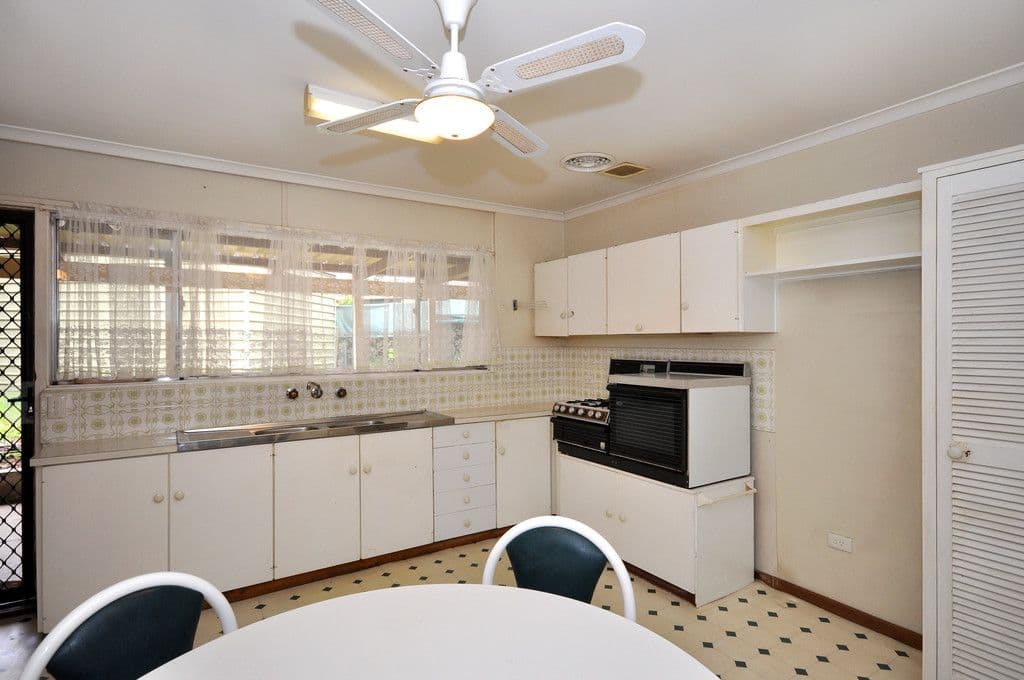 201 Black Road, FLAGSTAFF HILL SA 5159, Flagstaff Hill - Thumbnail 6