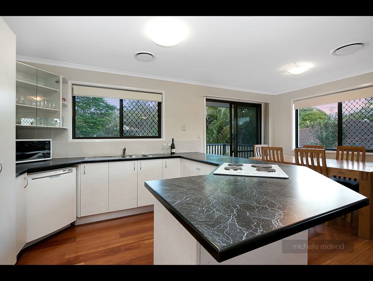 80 Sutling Street, Chapel Hill QLD 4069, Chapel Hill - Thumbnail 8