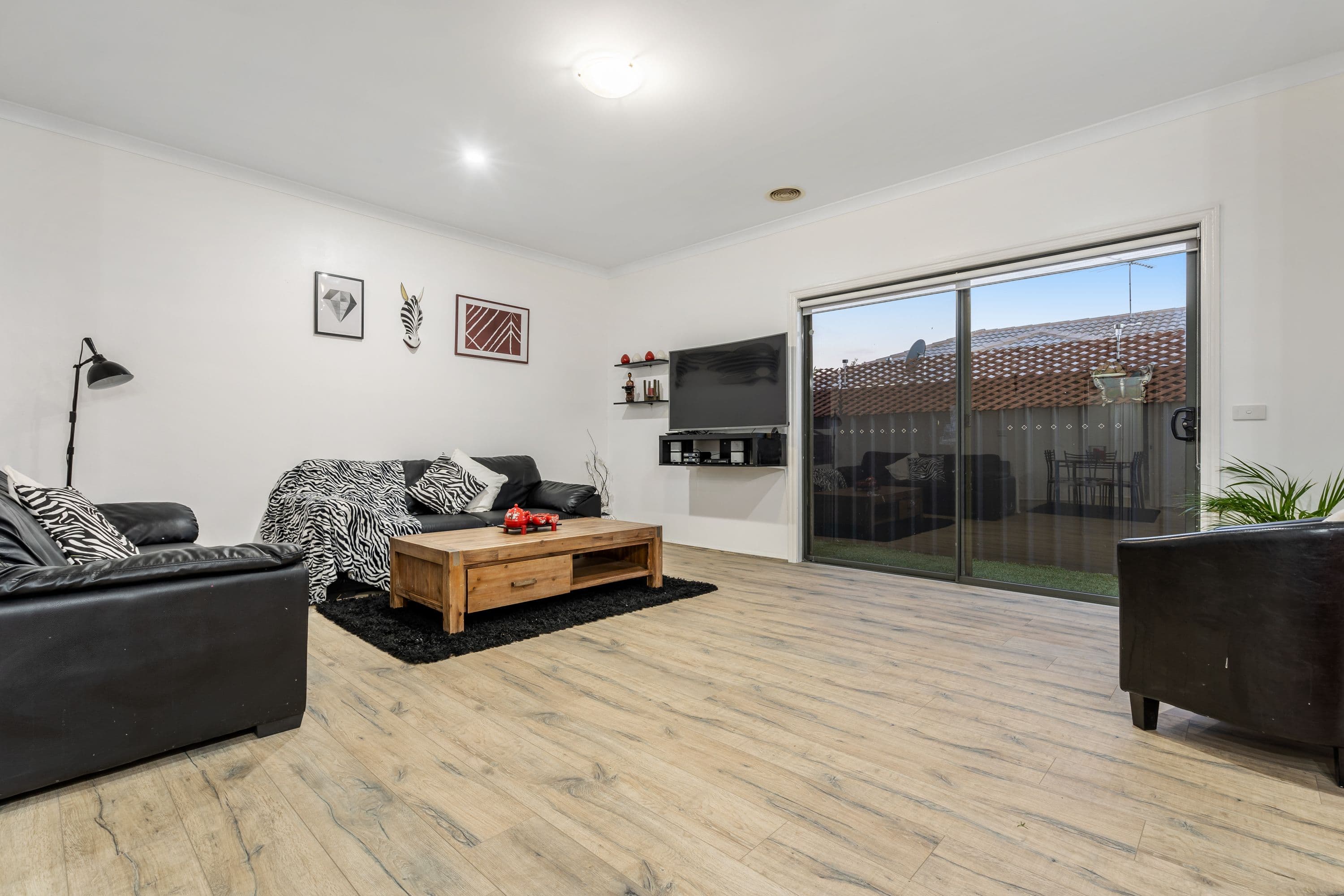 16 Kinglake Crescent, Craigieburn VIC 3064, Craigieburn - Thumbnail 8