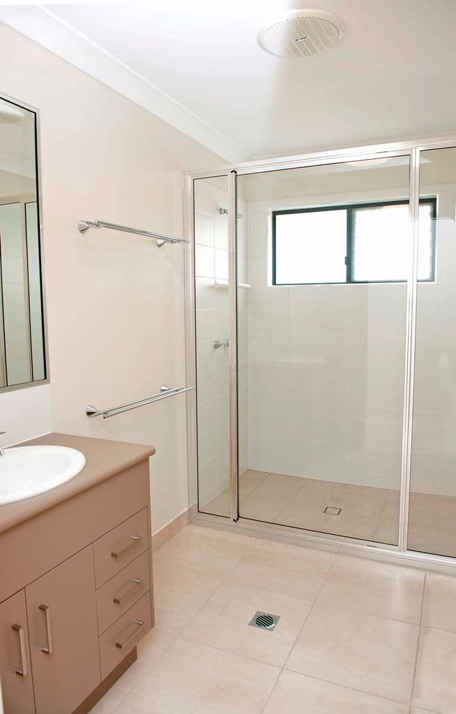 27 Heather Avenue, RASMUSSEN QLD 4815, Rasmussen - Thumbnail 5