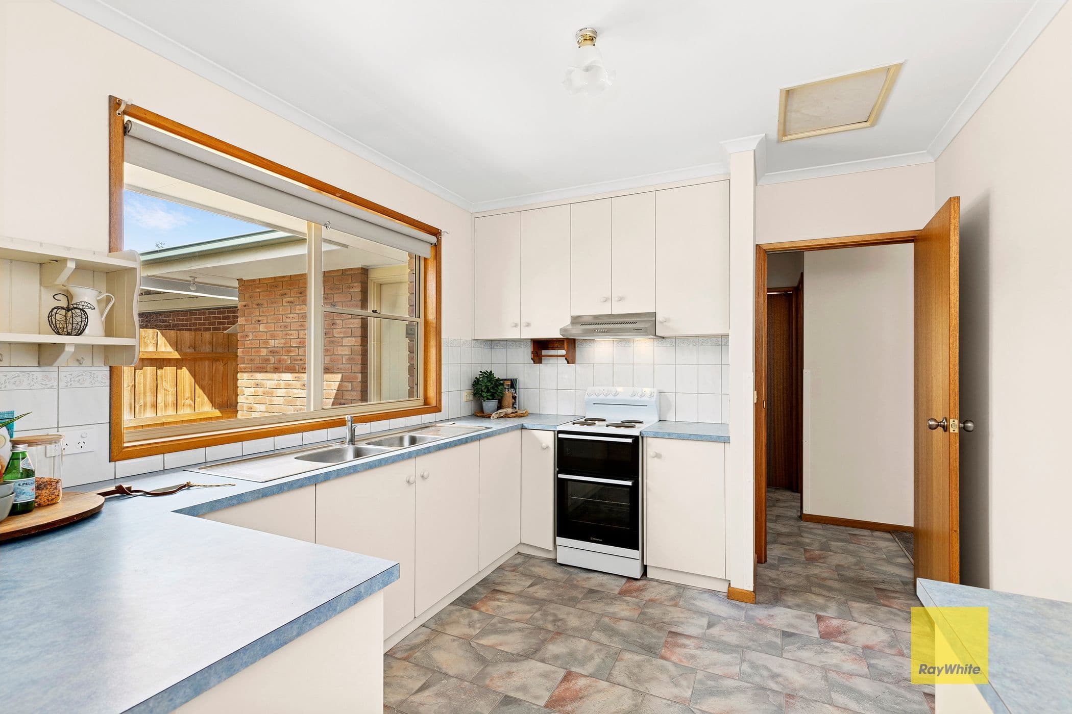 27 Francis Street, Belmont VIC 3216, Belmont - Thumbnail 3