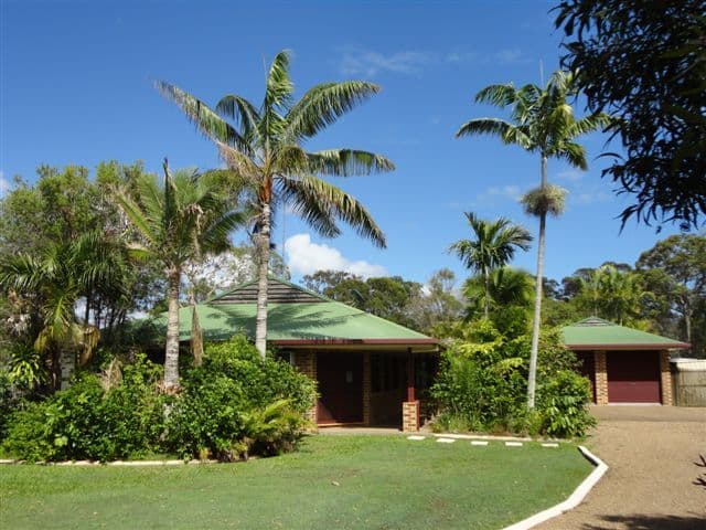 8 Collare Court, URANGAN QLD 4655, Urangan - Image 1