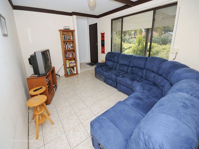 16 Brockholes Street, BULLSBROOK WA 6084, Bullsbrook - Thumbnail 5