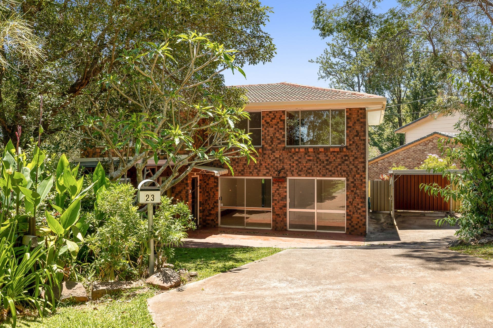 23 Rifle Range Road, Mount Lofty QLD 4350, Mount Lofty - Thumbnail 2