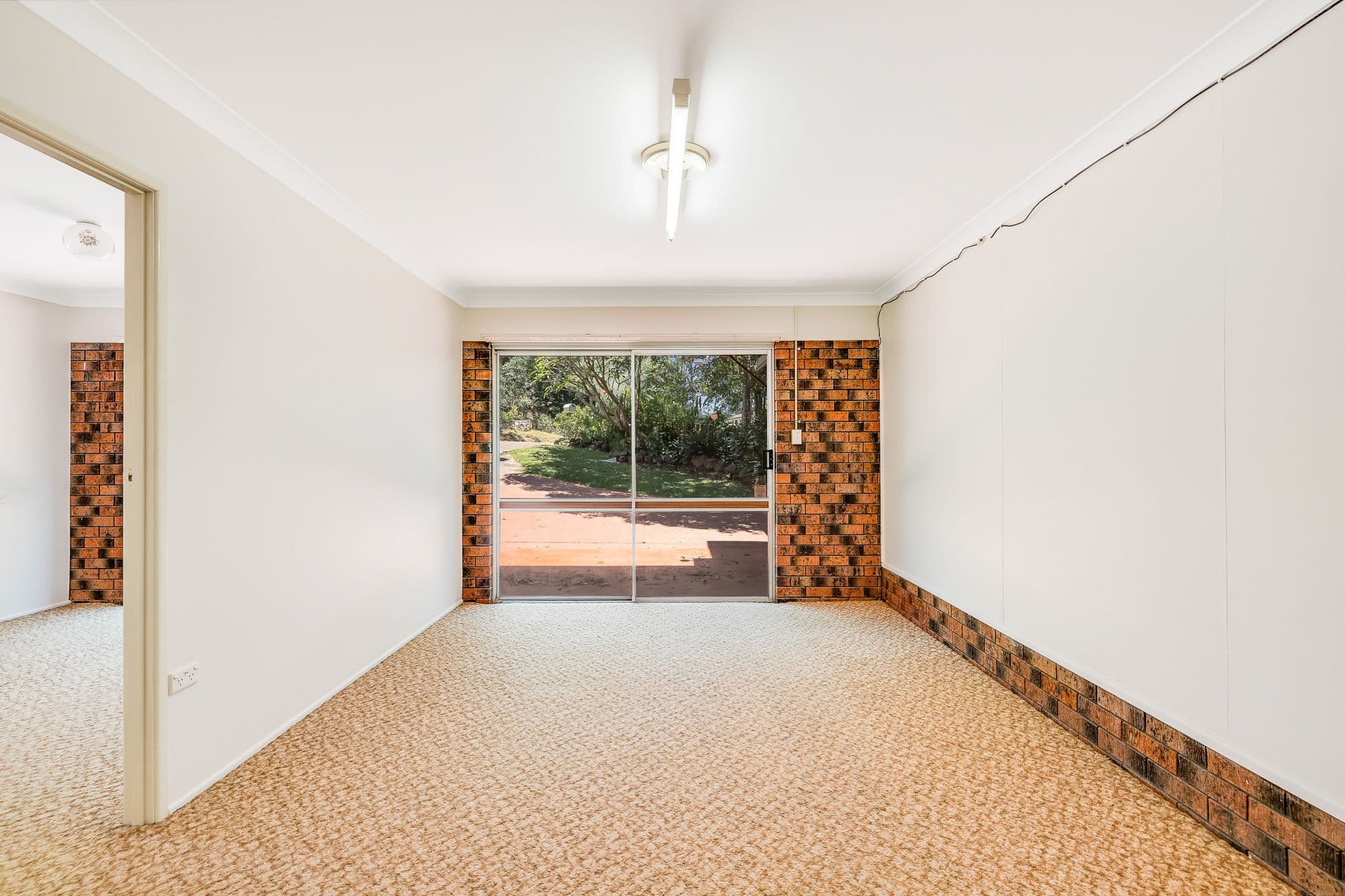 23 Rifle Range Road, Mount Lofty QLD 4350, Mount Lofty - Thumbnail 4