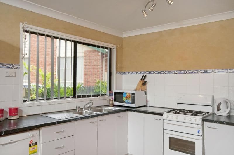 65 Roulstone Crescent, SANCTUARY POINT NSW 2540, Sanctuary Point - Thumbnail 4