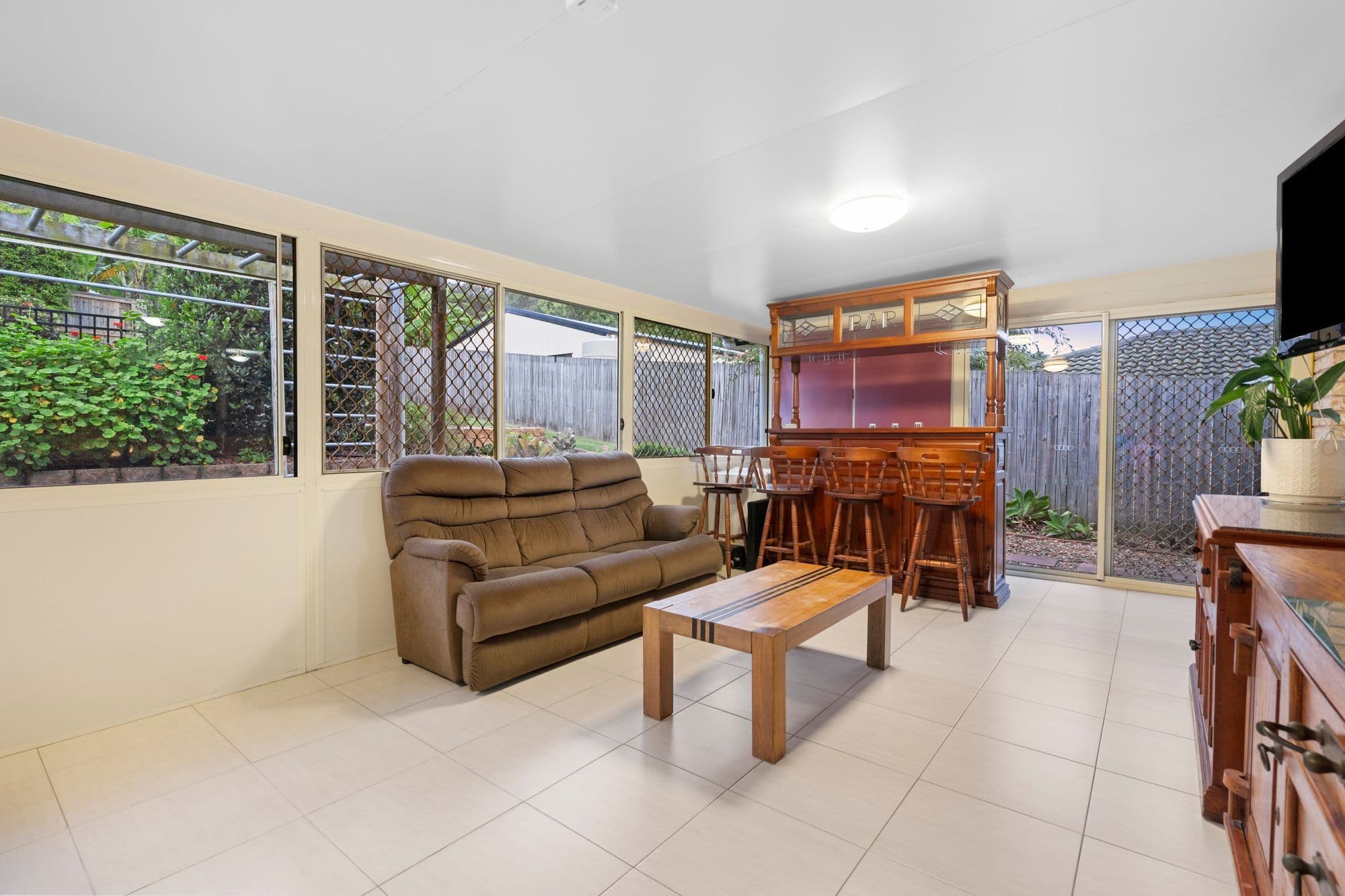 295 Mount Warren Boulevard, Mount Warren Park QLD 4207, Mount Warren Park - Thumbnail 7