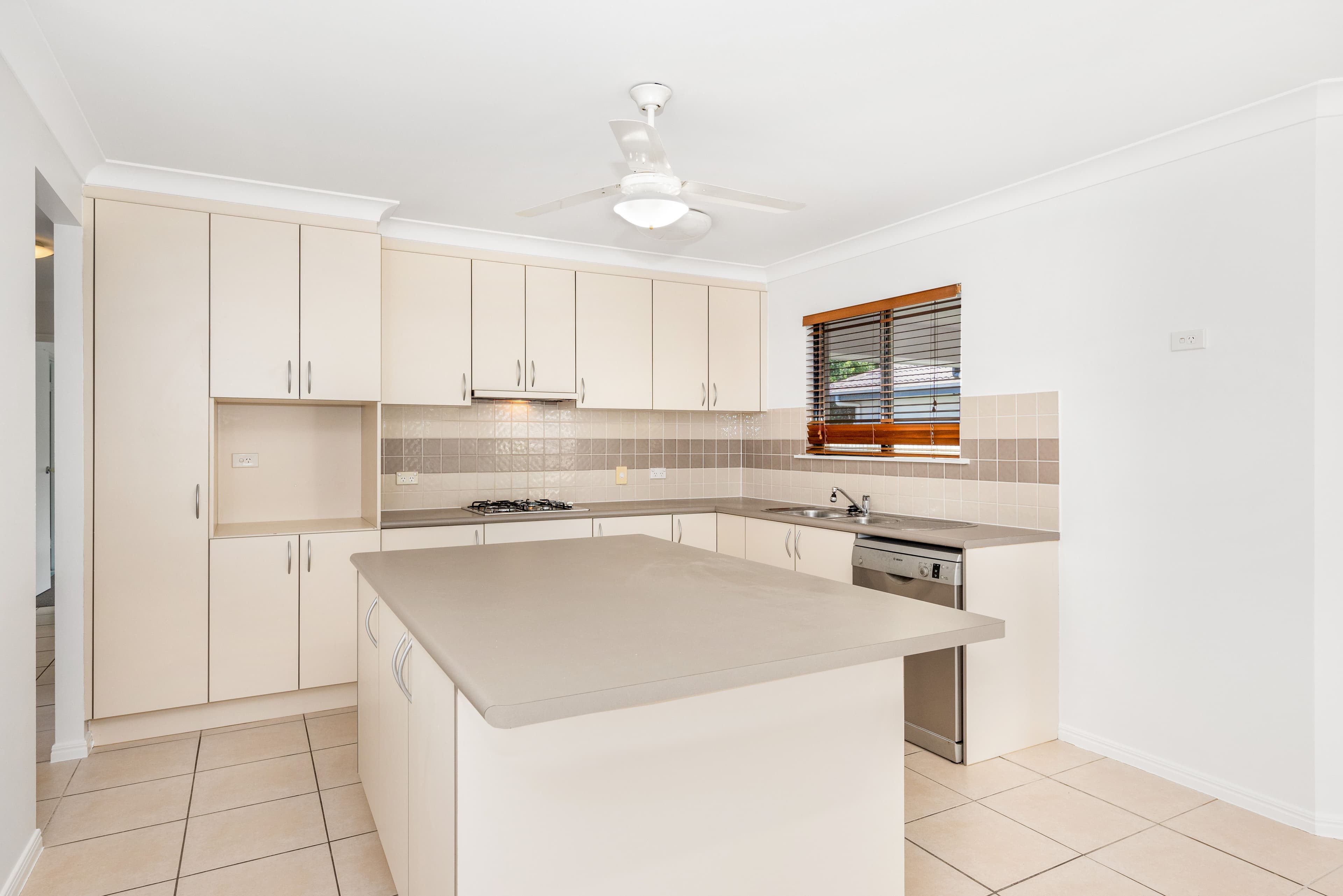 12 Waterdragon Link, Douglas QLD 4814, Douglas - Thumbnail 3