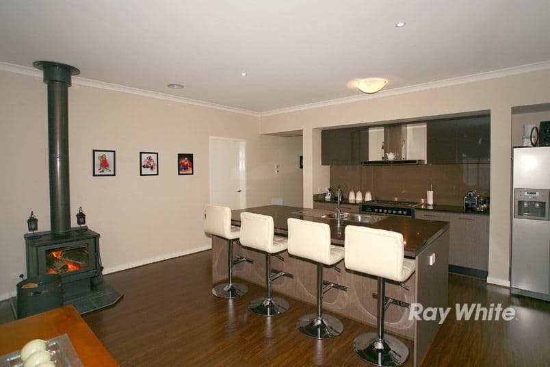 2 She Oak Place, CRANBOURNE VIC 3977, Cranbourne North - Thumbnail 5