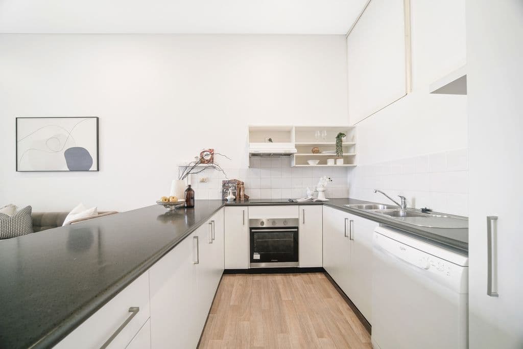 216/1 Missenden Road, Camperdown - Thumbnail 6