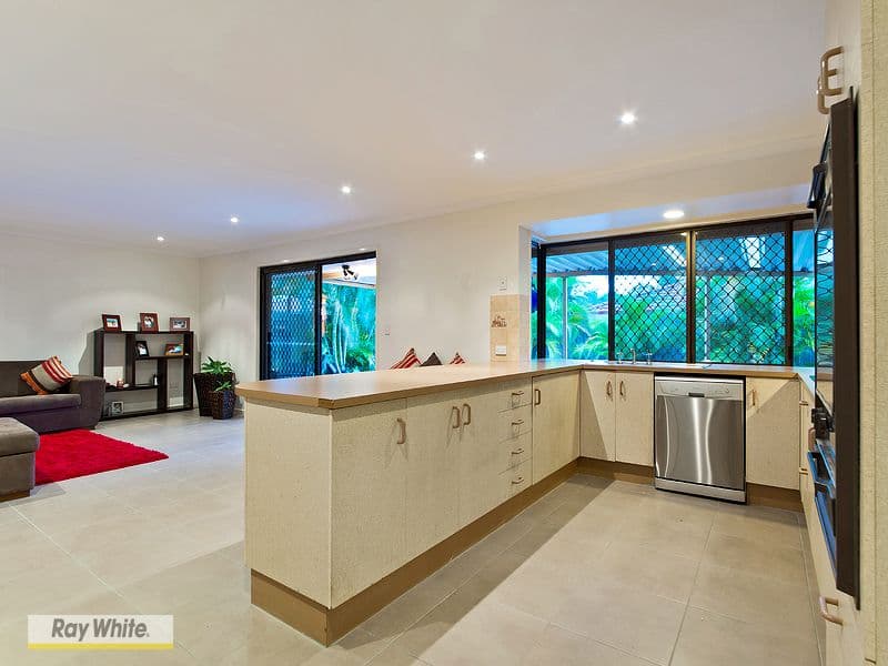 8 Sovereign Court, KIPPA-RING QLD 4021, Kippa-Ring - Thumbnail 5