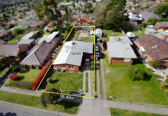 12 Erskine Avenue, RESERVOIR VIC 3073, Reservoir - Image 1