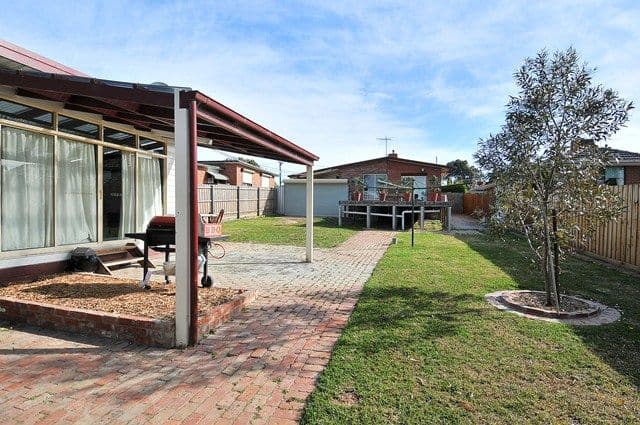 12 Erskine Avenue, RESERVOIR VIC 3073, Reservoir - Thumbnail 7
