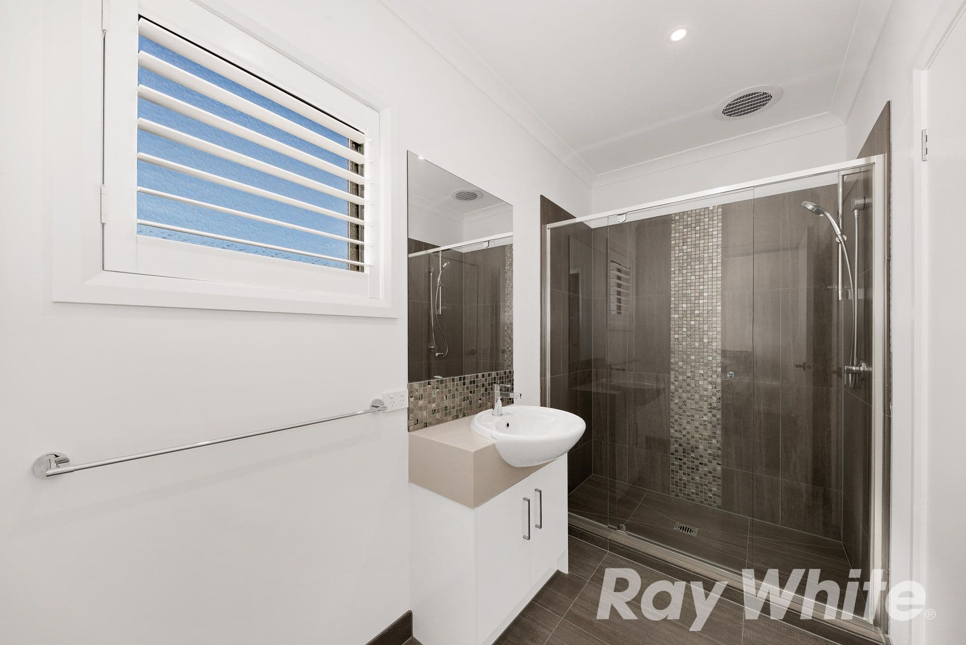 16 Stonehaven Avenue, Boronia VIC 3155, Boronia - Thumbnail 8