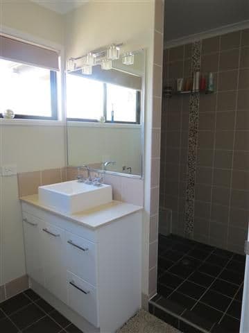 16 Powell Street, ROMA QLD 4455, Roma - Thumbnail 4