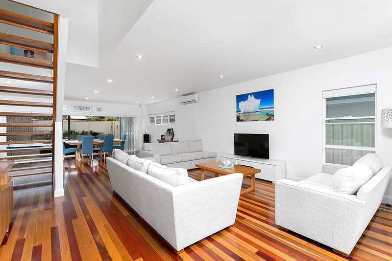 6 Outrigger Place, Shell Cove - Thumbnail 2
