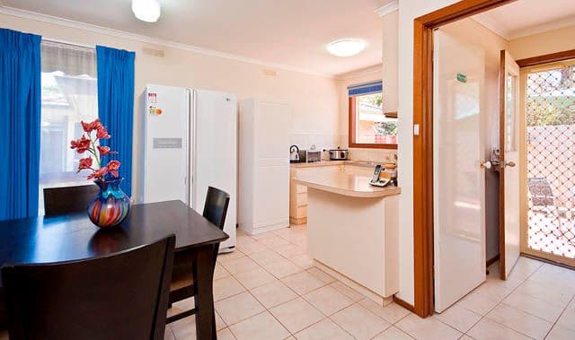 29 Hutton Avenue, FERNTREE GULLY VIC 3156, Ferntree Gully - Thumbnail 4
