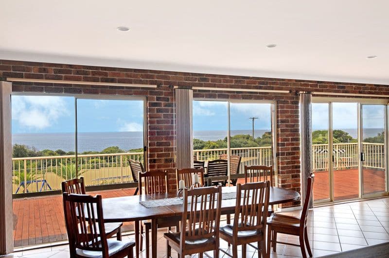 60 Cathedral Rocks Avenue, KIAMA DOWNS NSW 2533, Kiama Downs - Thumbnail 3