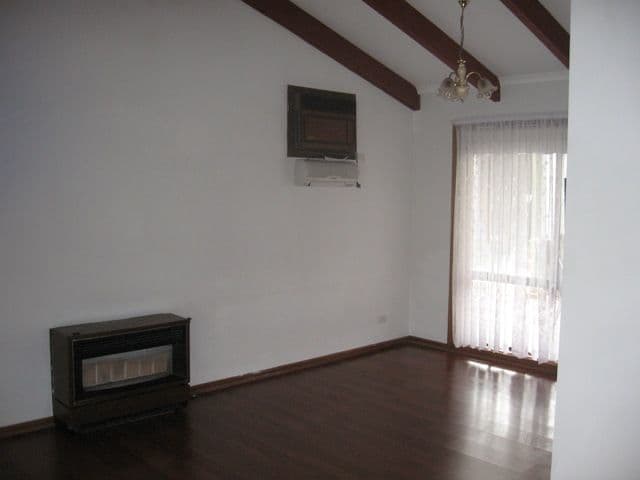 27 Alt Crescent, Davidson, Davidson - Thumbnail 2