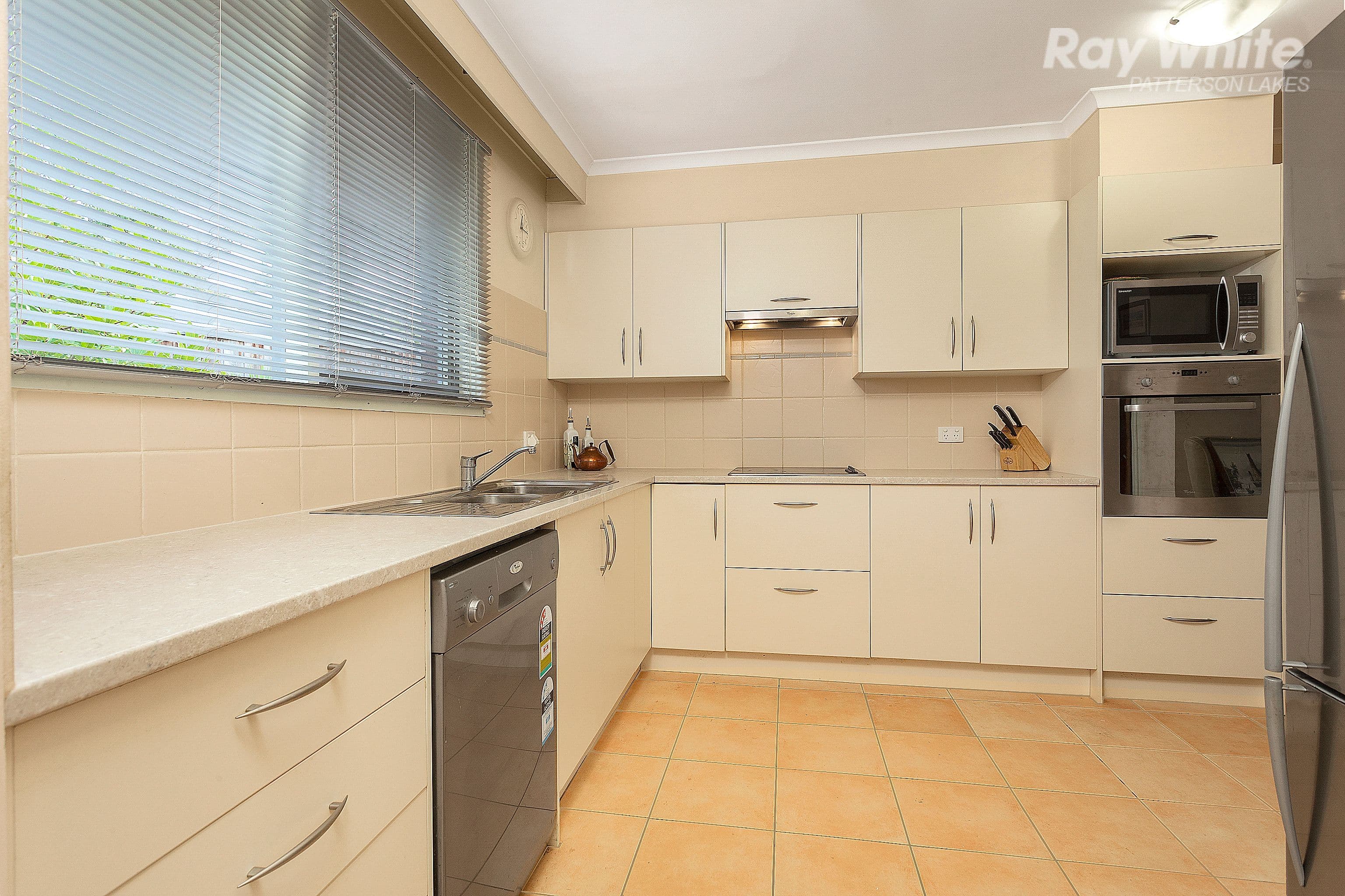 2 Tingara Court, Patterson Lakes VIC 3197, Patterson Lakes - Thumbnail 4