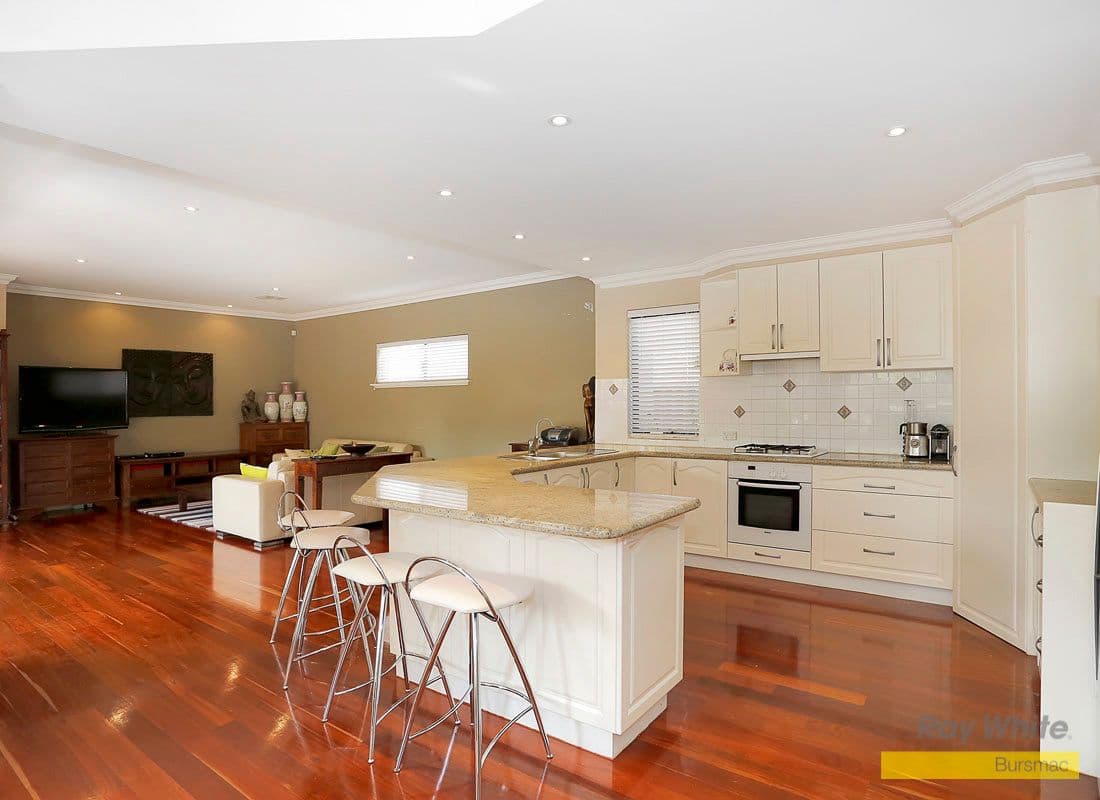 52 Lockwood Street, YOKINE WA 6060, Yokine - Thumbnail 2