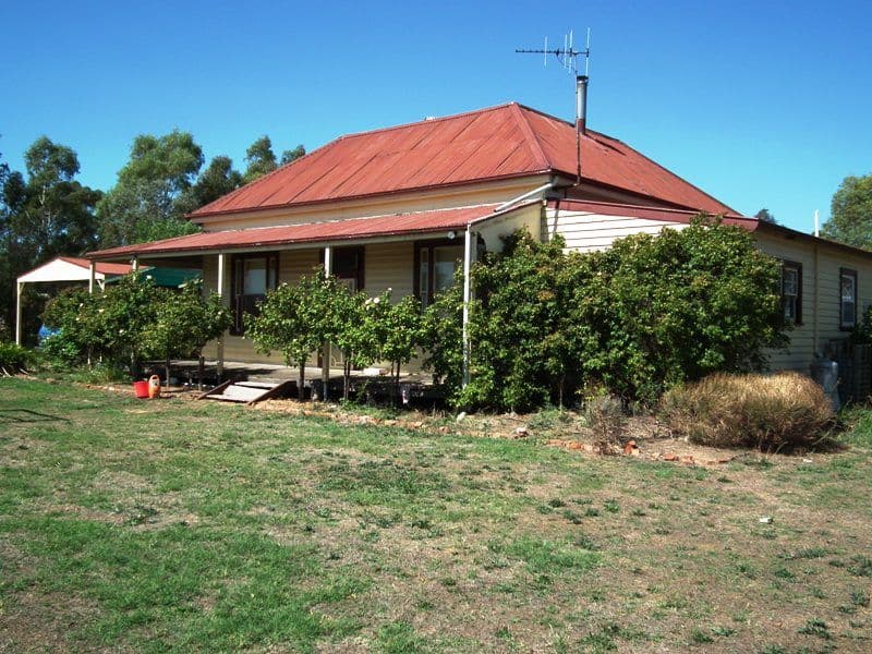 9 Racecourse Road, NAGAMBIE VIC 3608, Nagambie - Image 1