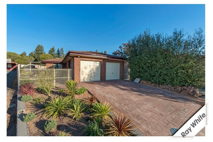 29 Bilkurra Street, QUEANBEYAN NSW 2620, Queanbeyan West - Thumbnail 2