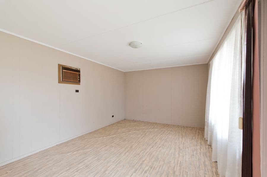 11 Bittern Street, MELTON VIC 3337, Melton - Thumbnail 6