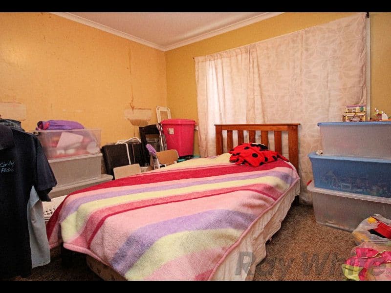 25 Stafford Street, BOOVAL QLD 4304, Booval - Thumbnail 7