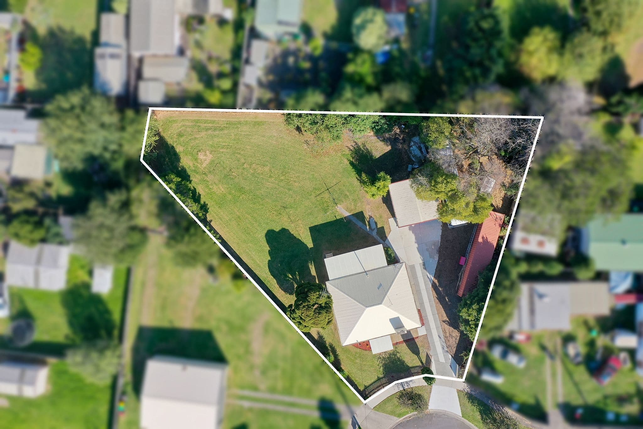 3 Leslie Court, Moe VIC 3825, Moe - Thumbnail 2