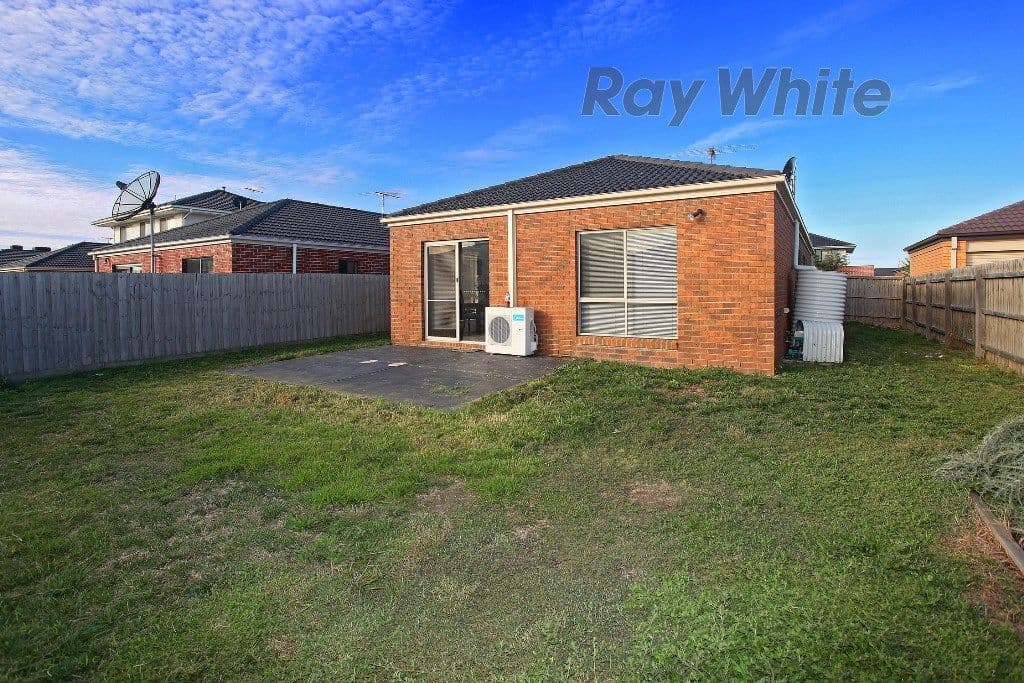 16 Bliss Street, Point Cook VIC 3030, Point Cook - Thumbnail 8