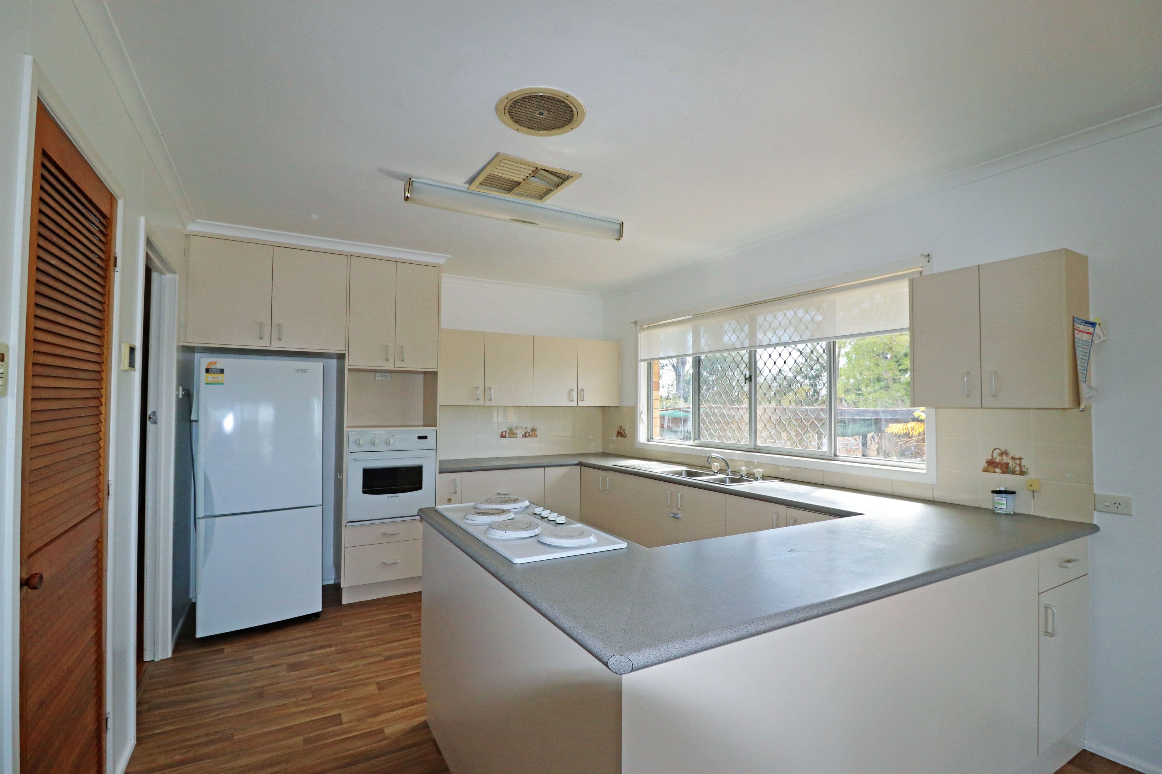 3 Wilkinson Street, Warwick QLD 4370, Warwick - Thumbnail 4