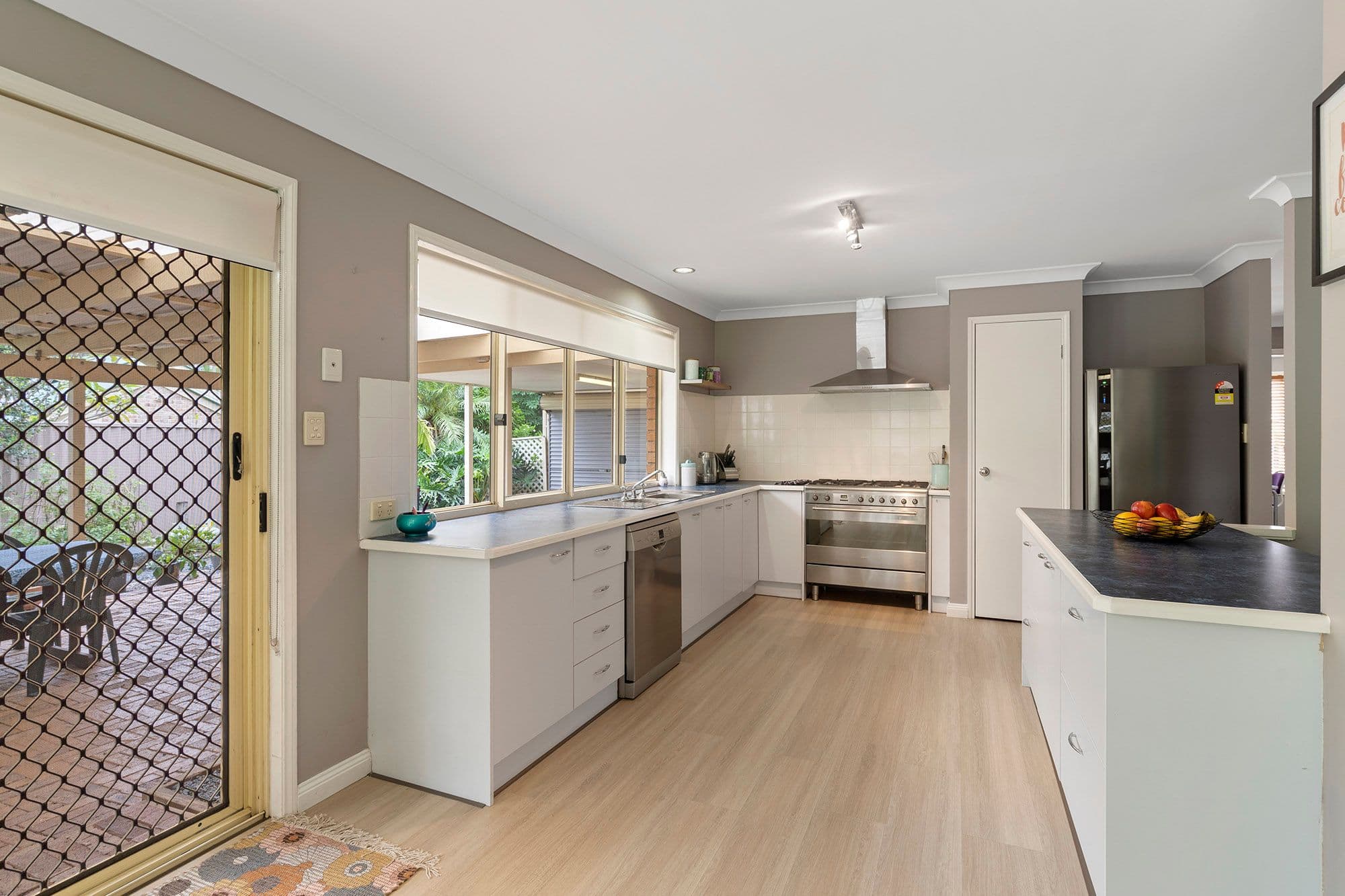 31 Chesterfield Crescent, Kuraby QLD 4112, Kuraby - Thumbnail 4
