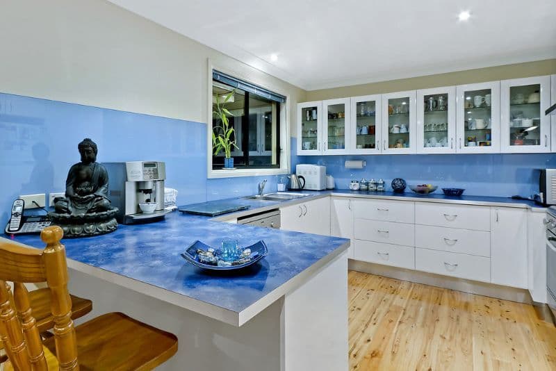 25 Elaine Avenue, BERKELEY VALE NSW 2261, Berkeley Vale - Thumbnail 2