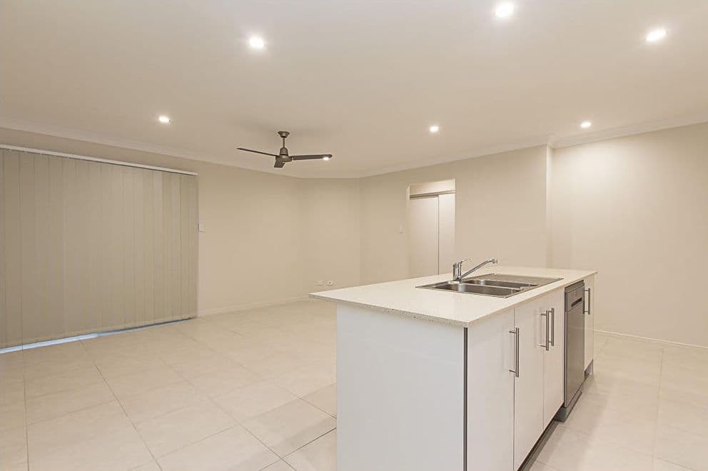 6 Sienna Crescent, Pimpama QLD 4209, Pimpama - Thumbnail 8
