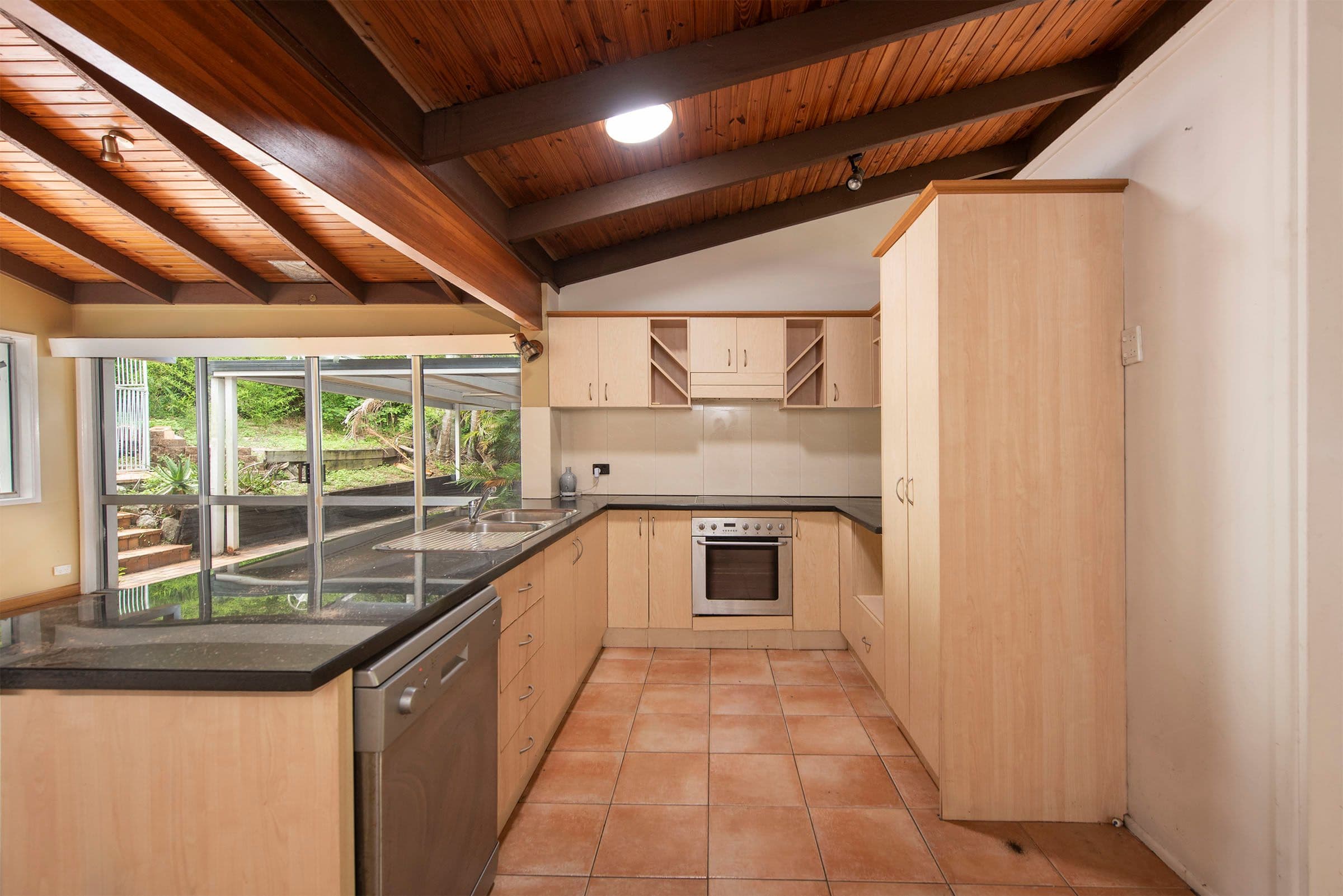 10 Merlin Court, Rochedale South QLD 4123, Rochedale South - Thumbnail 2