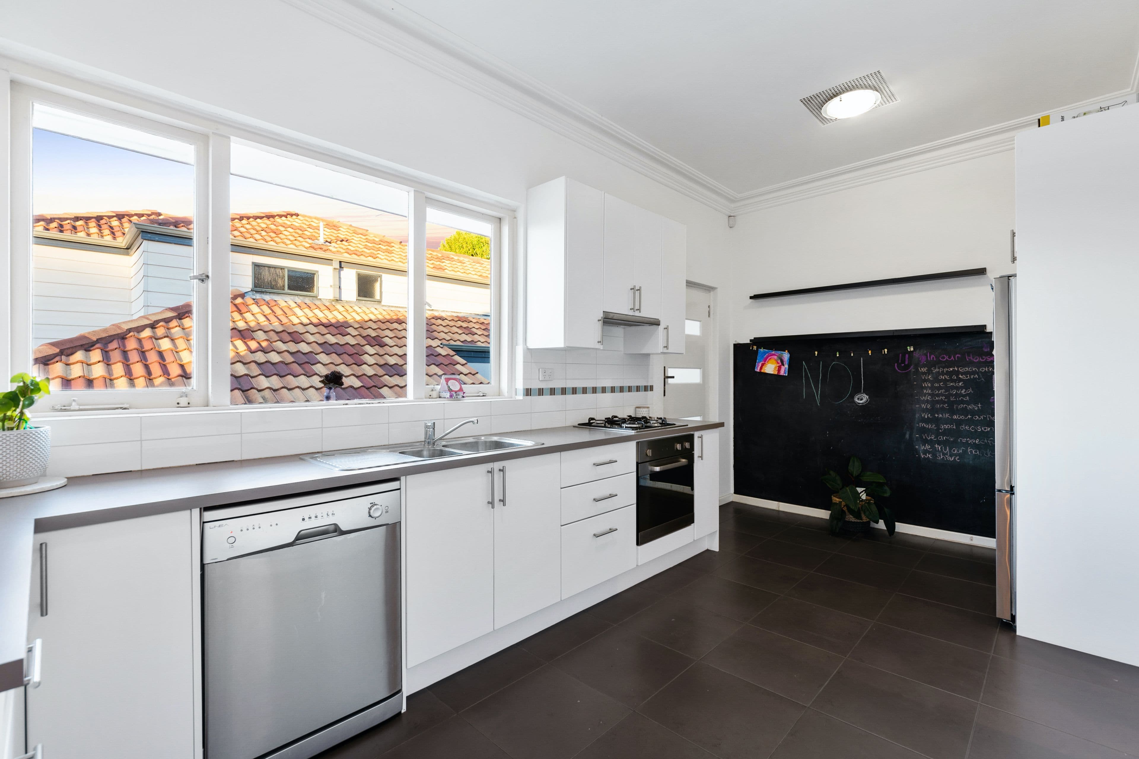 10 Bandler Park Way, Point Cook - Thumbnail 4