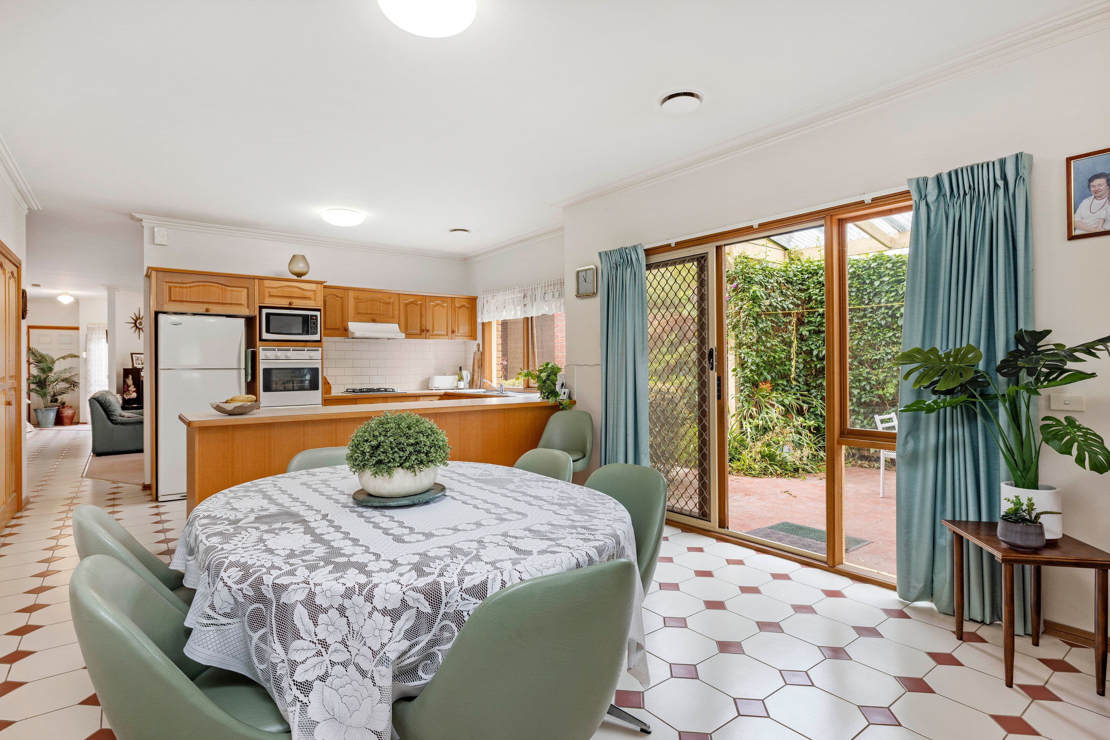 4 Kensington Avenue, Frankston South VIC 3199, Frankston South - Thumbnail 5