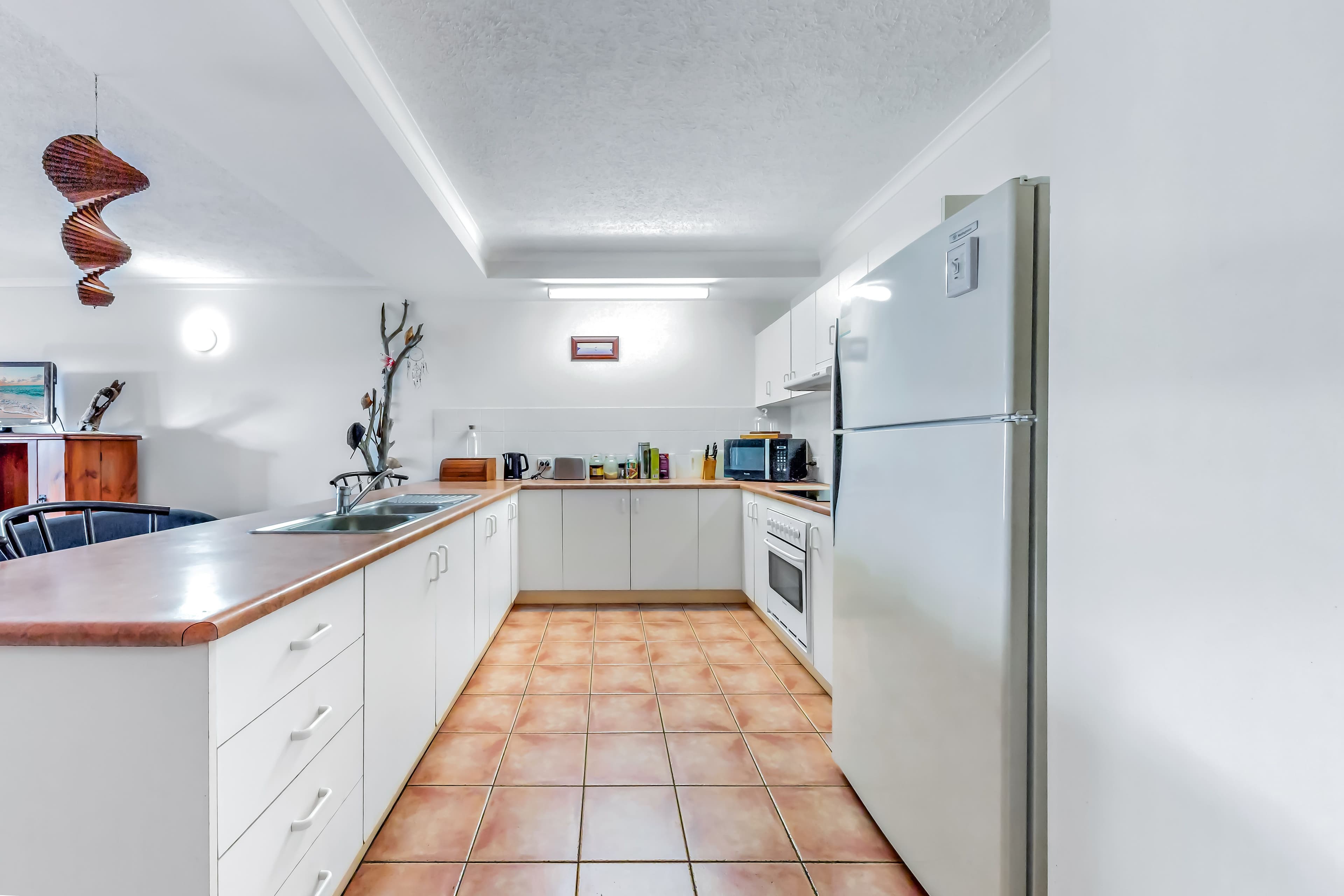 24 Island Drive, Cannonvale QLD 4802, Cannonvale - Thumbnail 6