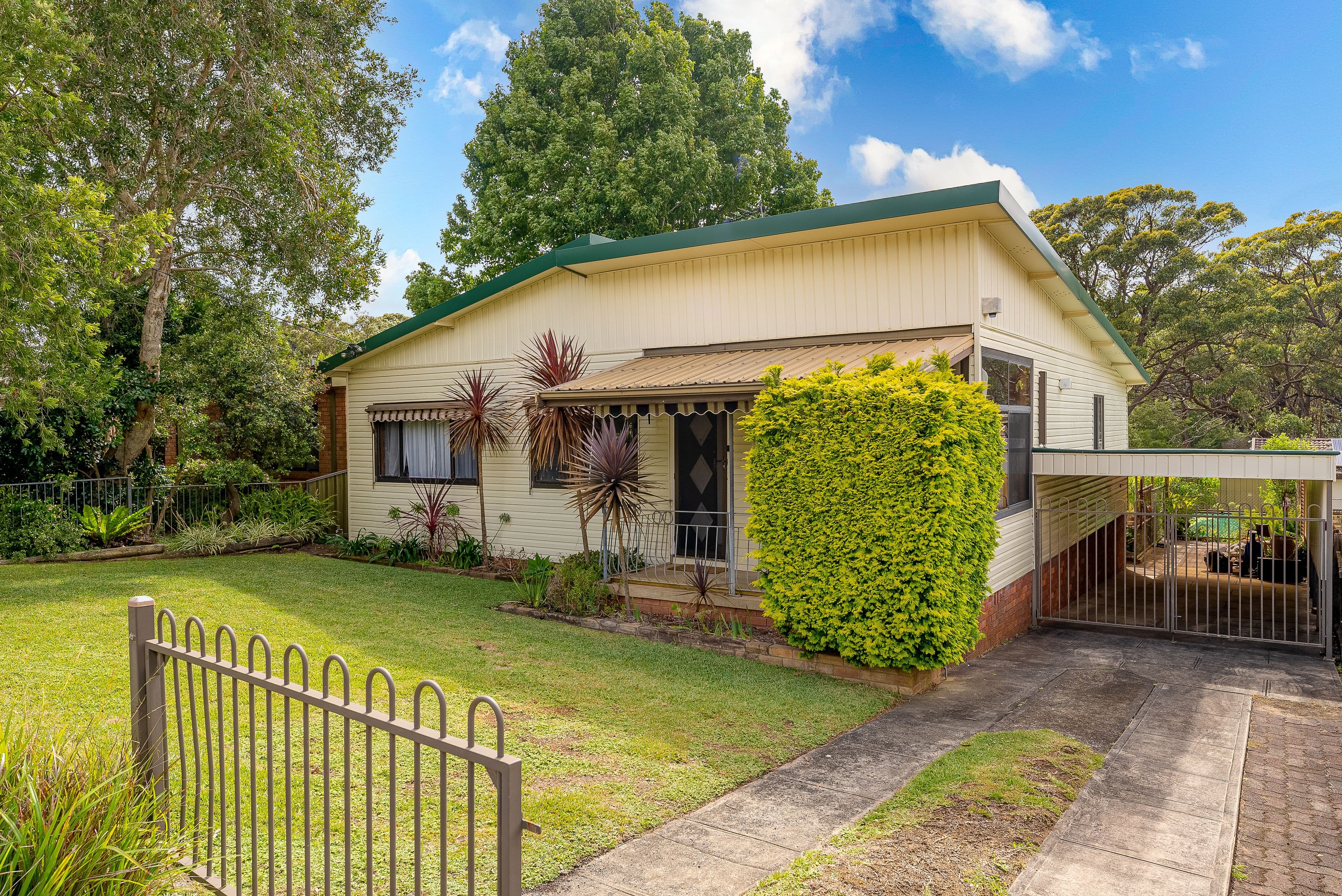 64 Parklands Avenue, Heathcote NSW 2233, Heathcote - Thumbnail 2