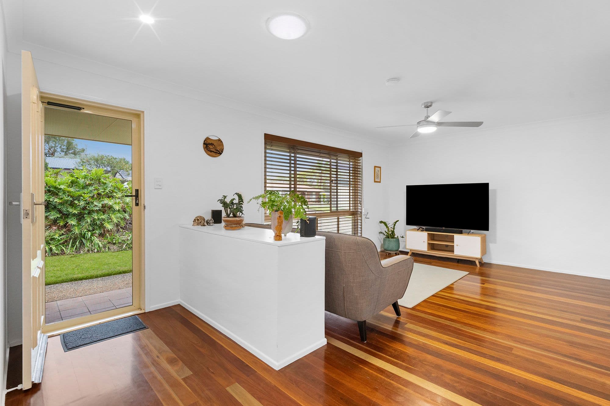 19 Riverton Drive, Wellington Point QLD 4160, Wellington Point - Thumbnail 2