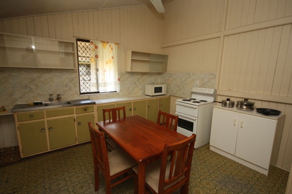 109 Cameron Street, AYR QLD 4807, Ayr - Thumbnail 2
