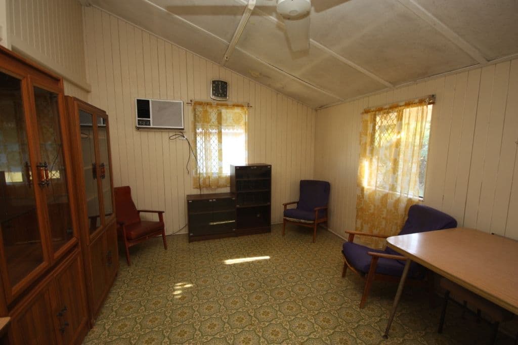 109 Cameron Street, AYR QLD 4807, Ayr - Thumbnail 3