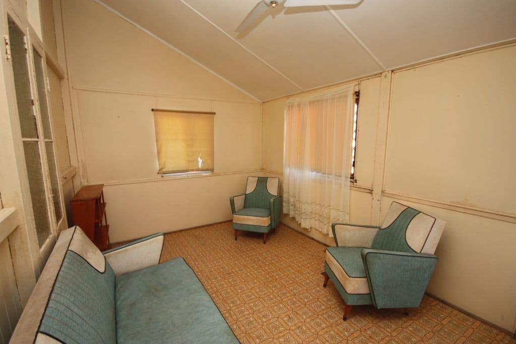 109 Cameron Street, AYR QLD 4807, Ayr - Thumbnail 4