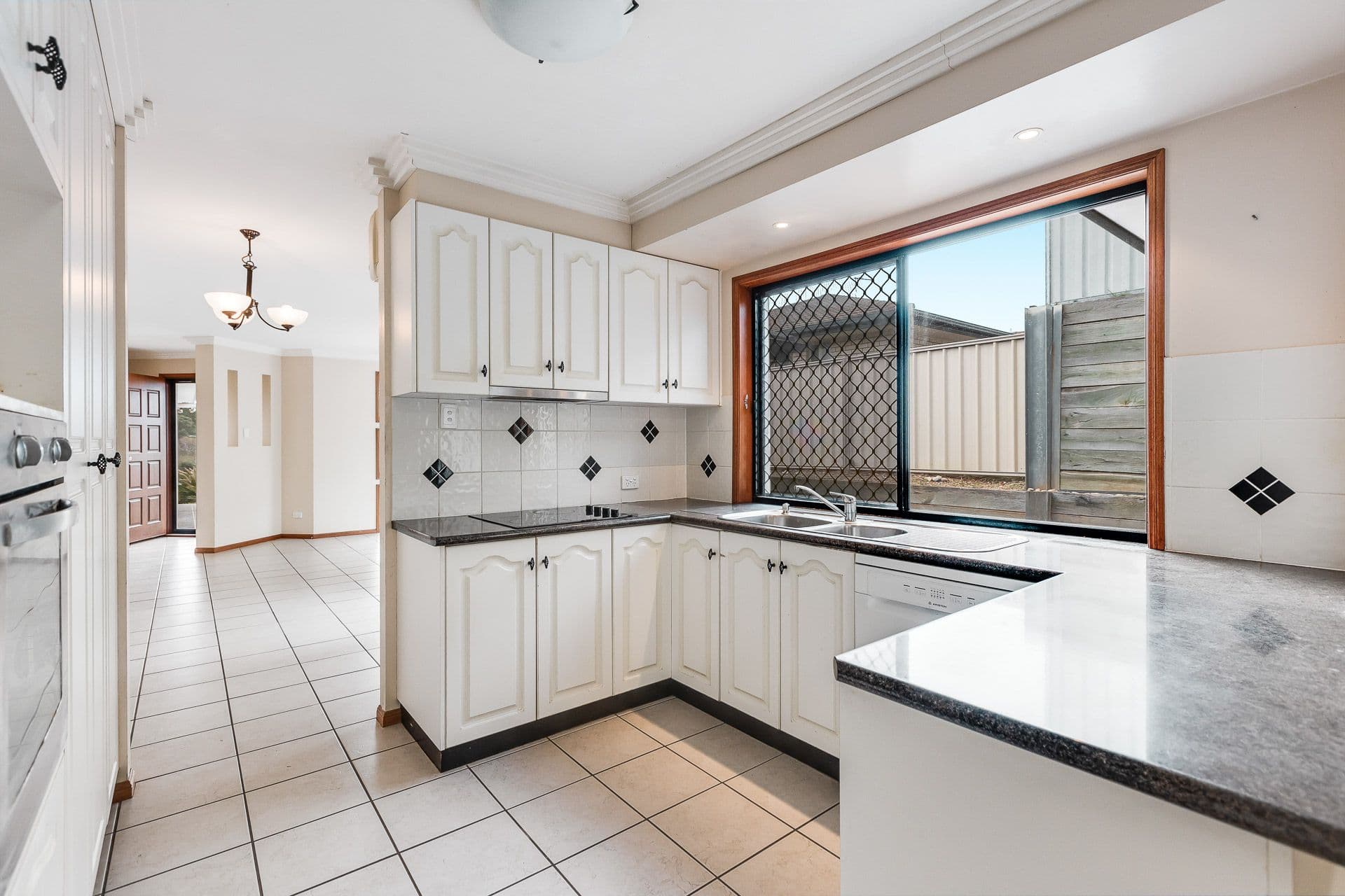 25 Willowburn Drive, Rockville QLD 4350, Rockville - Thumbnail 6