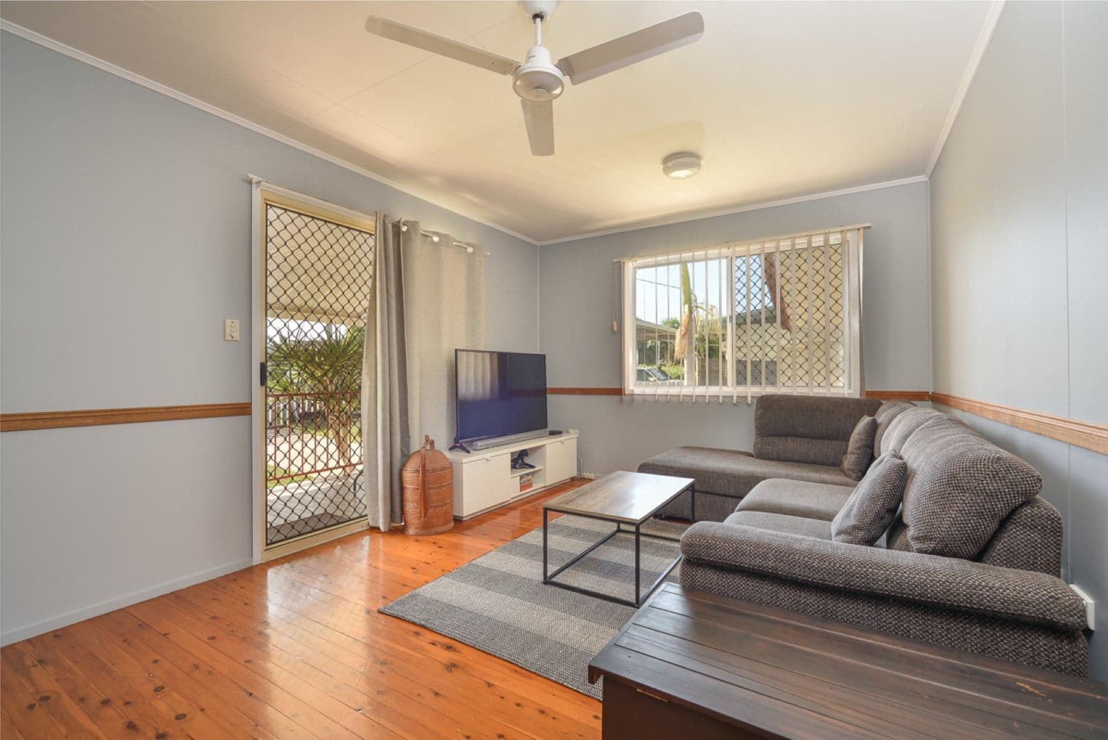 6 Fletcher Street, West Gladstone QLD 4680, West Gladstone - Thumbnail 3