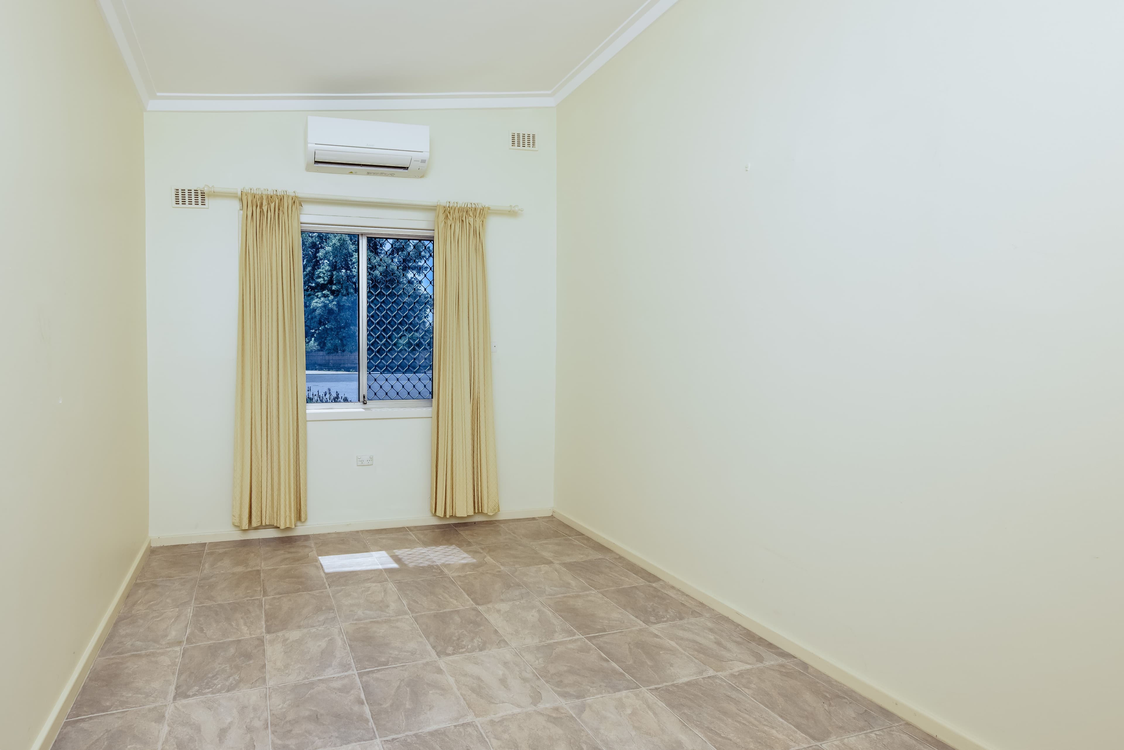 5 Nyrang Road, Sunset Beach WA 6530, Sunset Beach - Thumbnail 7