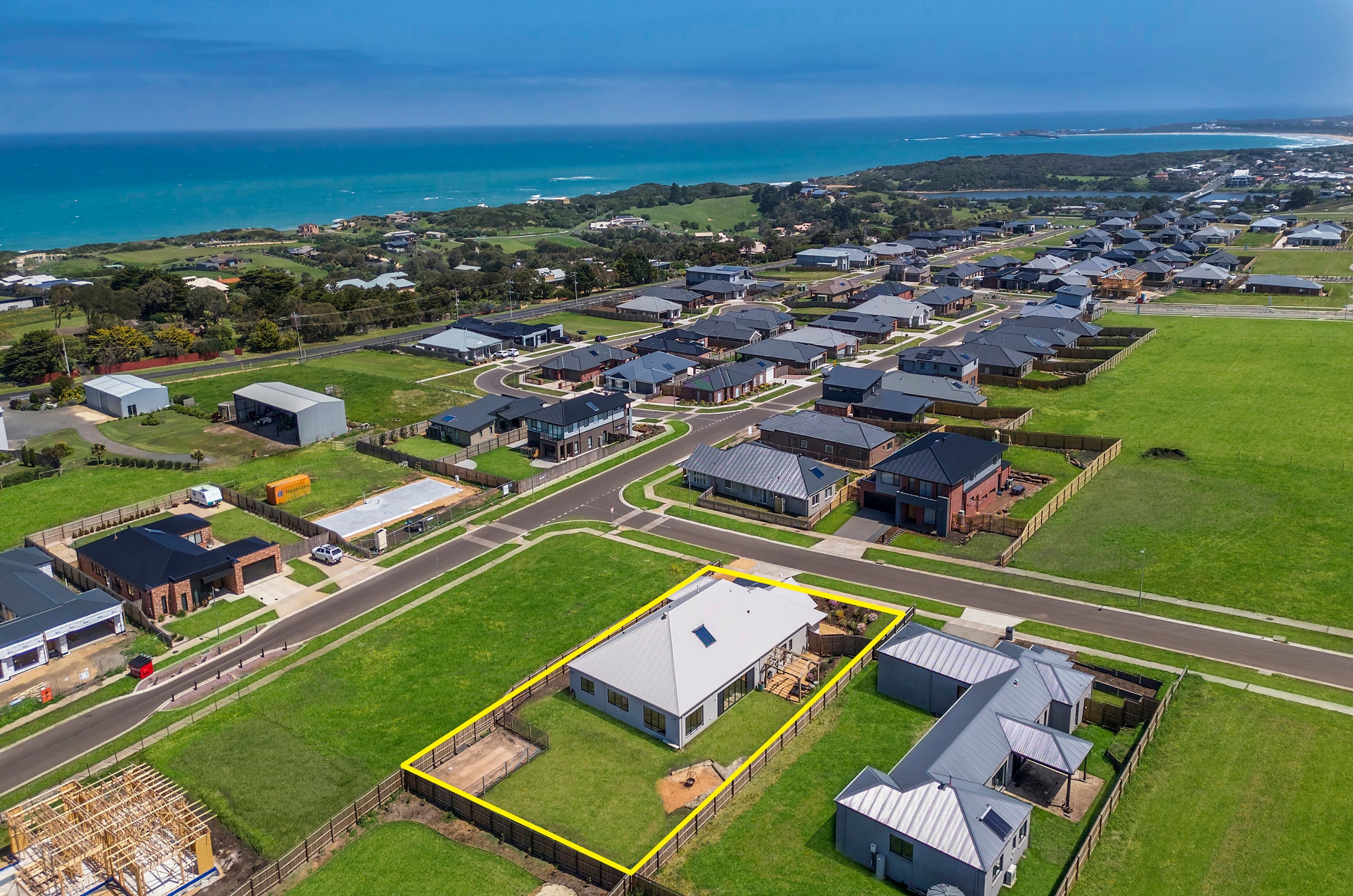 4 Broderick Street, Warrnambool VIC 3280, Warrnambool - Thumbnail 2