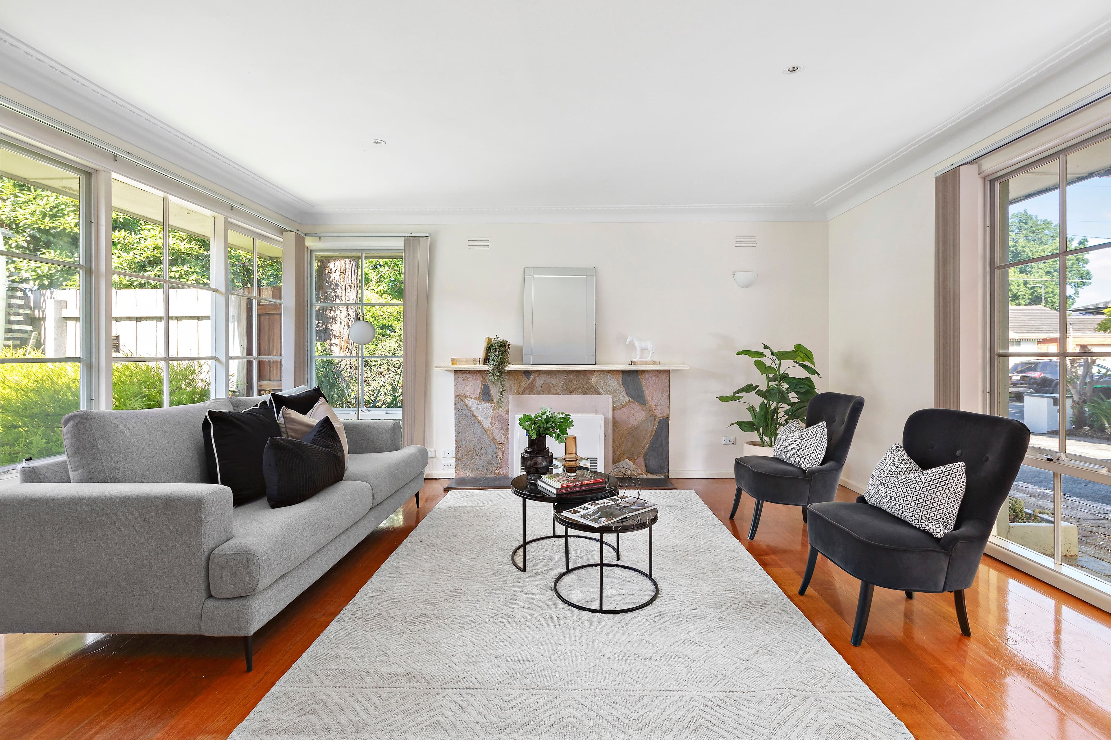 4 Forest Park Road, Dingley Village VIC 3172, Dingley Village - Thumbnail 2